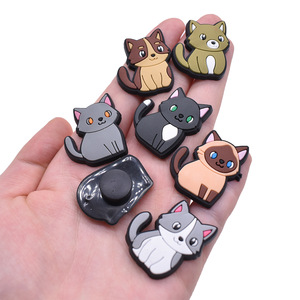 Nouveau Style Usine Stock En Gros Chaussures Charmes Mignon Chats Kitty Charmes PVC Caoutchouc Haute Qualité Boucle Décoration Chaussure Charmes - Product Image 1