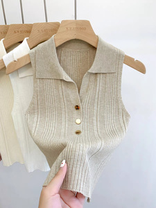 Débardeur court en maille respirante à col rabattu et fines bretelles pour <span class=keywords><strong>femme</strong></span>, coupe ajustée, en soie glacée, printemps été automne - Product Image 2