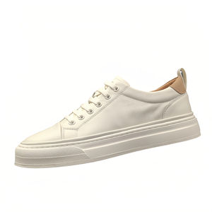 Zapatos Casuales de Cuero de Moda para Hombre - Zapatos Deportivos Versátiles, Modernos y de Alta Calidad - Product Image 1