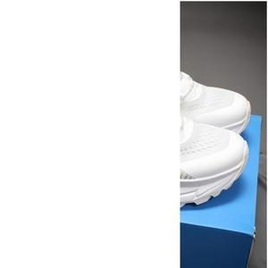 Chaussures de sport blanches simples et respirantes, à semelles épaisses et rehaussantes, pour le tennis en extérieur, vente en gros d'usine - Product Image 3