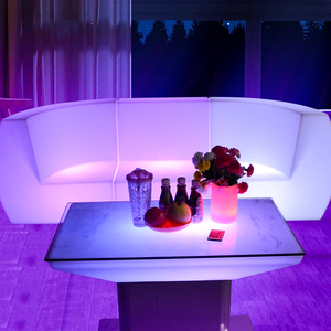 Muebles de Bar Modernos y Ecológicos para Exteriores, Iluminación con Control Remoto, Cojines Suaves con Cambio de Color, Barra Lumbar - Product Image 1