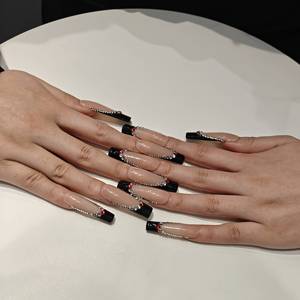 Unghie Finte Muhaha Trend Design, Lunghe a Forma di Bara, Nere con Strass e Punta Francese - Product Image 3
