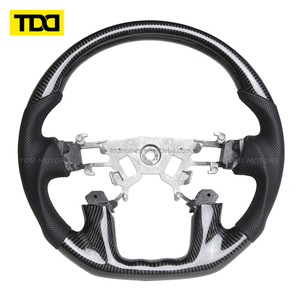 Volante Deportivo de Fibra de Carbono Real TDD Compatible con Nissan Patrol Y62 2015-2022 Negro - Product Image 4