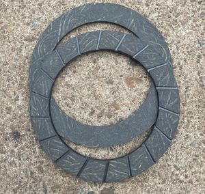 Hiệu suất cao tự động ly hợp bộ phận lắp ráp điều kiện mới giá rẻ Vật liệu ma sát ly hợp phải đối mặt với giá 225*155*3.5 - Product Image 5