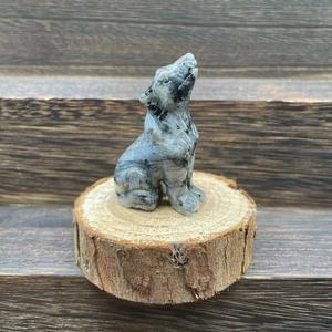 Figurines de loup en pierres naturelles de 2 pouces, sculptures artisanales en cristal de guérison, cadeaux en cristal d'améthyste, animaux mignons - Product Image 2