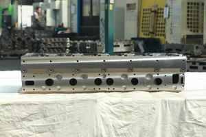 Ensemble de culasse à came simple Pièces de moteur d'excavatrice Nouvelle culasse Ensemble de pièces de rechange pour moteur Isx15 - Product Image 3