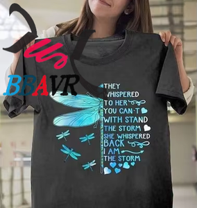 เสื้อยืดแฟชั่นผู้หญิงสไตล์ลำลองพิมพ์ลายกราฟิกสไตล์เรโทรสำหรับฤดูใบไม้ร่วง ขายส่งจากโรงงาน ทรงหลวม แขนสั้น - Product Image 4