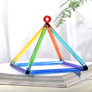 Pyramide chantante en cristal transparent en gros avec accessoire gratuit, pyramides chantantes pour la guérison énergétique - Product Image 5