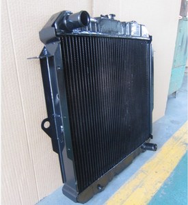 Radiateur en laiton du système de refroidissement automatique pour Toyota Land Cruiser HZJ75 & Hilux nouveau radiateur de voiture OEM 16400-79080 - Product Image 3