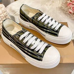 Dropshipping de chaussures de sport BB classiques et élégantes pour hommes et femmes, de marque de luxe, avec boîte d'origine, pour le skate et les loisirs. - Product Image 5