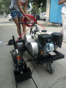 Yol Yapımı, Otopark ve Belediye Bakım Projeleri için Hassas Kontrollü Soğuk Sprey Çizgi Çizme Makineleri. - Product Image 4