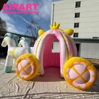 Décoration d'activités de plein air, calèche gonflable, modèle gonflable de calèche à cheval personnalisée pour les festivals