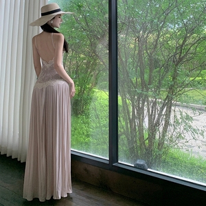 <span class=keywords><strong>Robe</strong></span> de soirée <span class=keywords><strong>longue</strong></span> en dentelle noire à <span class=keywords><strong>dos</strong></span> <span class=keywords><strong>nu</strong></span> avec une touche féminine - Product Image 3