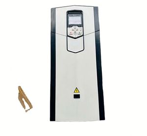 Variateurs de fréquence ACS880-01-105A-3/ACS880-01-363A-3/ACS880-01-145A-3/ACS880-01-038A-3, onduleurs triphasés - Product Image 4