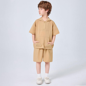 Canton Clothes fabrica al por mayor sudaderas con capucha de color puro personalizadas con pantalones cortos para niños musulmanes de 4 a 12 años - Product Image 1