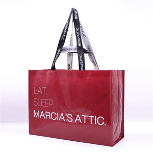 Sacolas de Compras Reutilizáveis Personalizadas em PP Laminado com Logo Impresso - Product Image 2