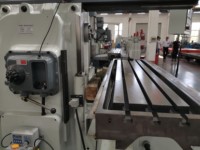 XK6132 XK6140 Heavy Duty 3 Axes Horizontal CNC Fraiseuse CNC Fraiseuse
