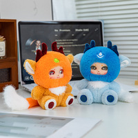 Porte-clés personnalisés en gros OEM, série transformation de visage mignonne, pendentifs en peluche, figurines Kawaii, cadeaux, jouets portables de 15 cm