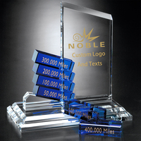Noble cristal verre Triangle pic avec Logo personnalisé cadeau d'affaires réussite d'entreprise bureau cadeau objectif-Setter trophée Plaque de récompense