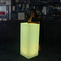 Lampadaire LED carré lumineux d'extérieur étanche avec télécommande, rechargeable, pour la Saint-Valentin, la cour et les événements