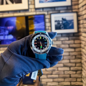 Colorful Diver Style Men Watch – Rainbow Markers, Rotating Bezel, Rubber Strap, <b>Automatic</b> Sports Timepiece - Product Image 5