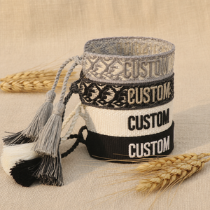 Braccialetto Artigianale Personalizzato con Logo, <span class=keywords><strong>Charm</strong></span> dell'<span class=keywords><strong>Amicizia</strong></span> Intrecciato, Ricamo Trendy con Nappa, Bracciale alla Moda in Corda per Donna - Product Image 1