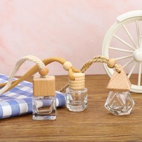 Vente chaude 8ml 10ml diffuseur de parfum de voiture désodorisant avec bouchon à vis et corde suspendue conception de bouteille de voiture pratique