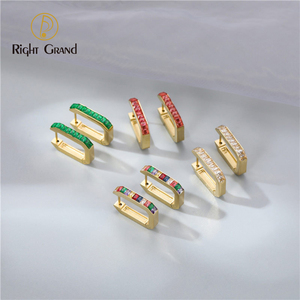 <span class=keywords><strong>Orecchini</strong></span> a cerchio piccoli di moda con zircone di colore rettangolare semplice elegante <span class=keywords><strong>orecchini</strong></span> di zircone bianchi gioielli - Product Image 2