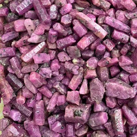 Penjualan Panas Batu Mentah Korundum Merah Myanmar Berkualitas Tinggi Batu Permata Ruby Alami untuk Hadiah
