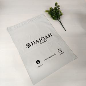 Sacs d'expédition en polyéthylène blancs personnalisés pour l'expédition express, emballage de vêtements pour les petites entreprises et les industries de chaussures - Product Image 1