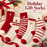 Chaussettes en peluche de Noël pour femmes, épaisses et chaudes en polaire, mi-mollet, rayées rouge et blanc, confortables pour la maison et le sommeil, idéales pour les vacances d'hiver