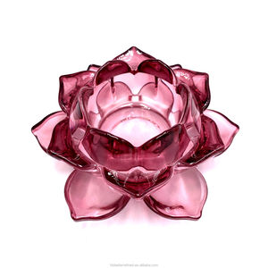Petits lots de vente au détail Bougie chauffe-plat Fleur de lotus Bougie en <span class=keywords><strong>verre</strong></span> de luxe Porte-bougie Candélabres Centre de table décoratif pour la maison - Product Image 4