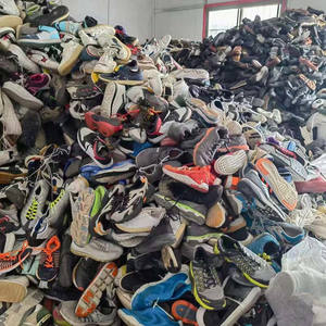 Zapatos de segunda mano baratos zapatos usados de marca en pacas para la venta en China - Product Image 2