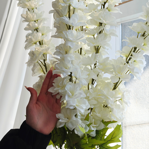 Fleurs artificielles en tissu de soie blanc pour les décorations de salon à la maison, les étapes de mariage et les arrangements floraux d'hôtel - Product Image 4