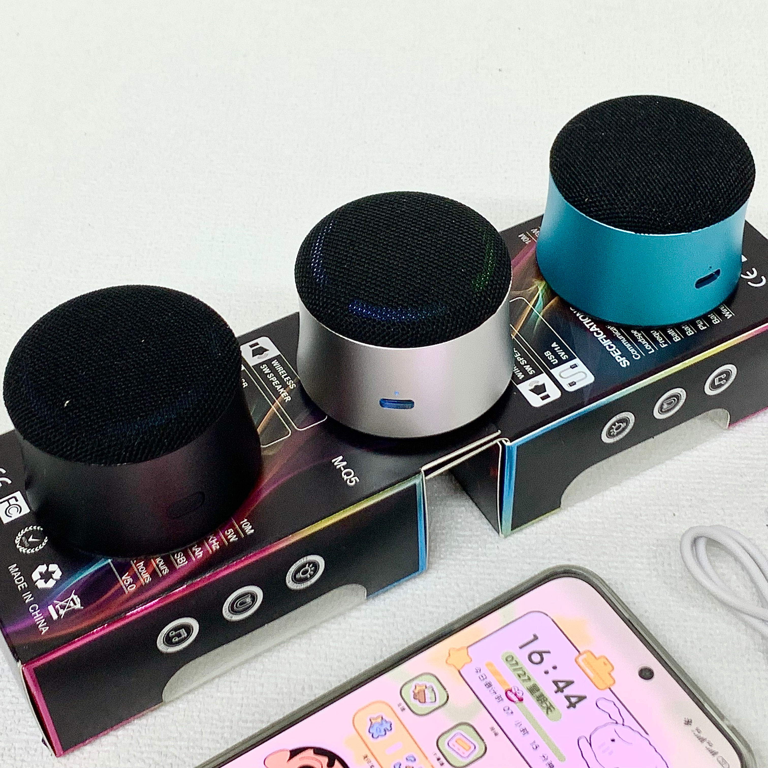 On Sale Q7 Wireless Bluetooth Speaker Karaoke & Mic Support