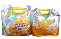 Pochettes à eau en plastique écologiques portables transparentes avec bec verseur et poignée