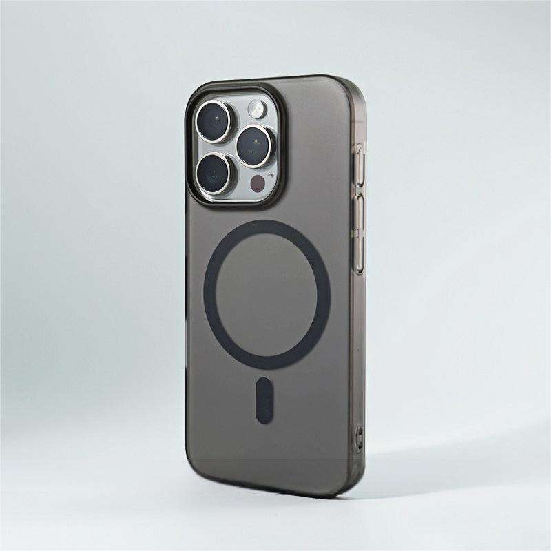 สีดำสนิท