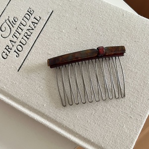 Pinza de pelo vintage de moda para fijar el cabello suelto, peine invertido de acetato para la parte trasera de la cabeza - Product Image 5
