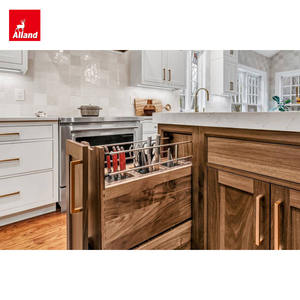 Gabinete de Cocina con Acabado de Pintura Mate Blanco y Diseño Personalizado Alland, con Madera de Nogal Negro y Cajón Extraíble con Sistema de Cola de Milano - Product Image 4