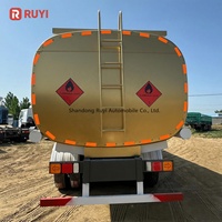 Camión Cisterna de Combustible de Segunda Mano Sinotruck Howo 8x4 de 30 Metros Cúbicos, Camión Cisterna de Gasolina y Petróleo con Capacidad de 25000 Litros en Venta