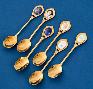 Juego de Cucharas de Café Doradas con Diseño Floral SFB114 811, Cucharas de Té Mini Vintage de Acero Inoxidable, Caja de Regalo para Remover Postres - Product Image 6