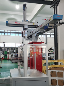 IML <span class=keywords><strong>Robot</strong></span> Cho Cốc Sữa Chua Trong Khuôn Ghi Nhãn <span class=keywords><strong>Robot</strong></span> Cho Bao Bì Nhựa IML Xô Sơn <span class=keywords><strong>Robot</strong></span> Hàng Đầu Nhập - Product Image 3