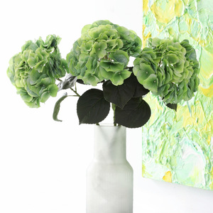 Flores de Hortensia Artificiales de Látex de Alta Calidad, Tacto Real, Pétalos Grandes en Blanco y Verde para Graduaciones - Product Image 2