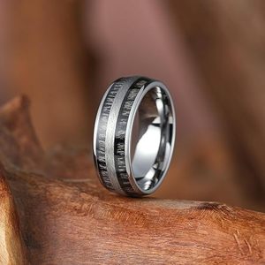 Anillos de moda de fábrica 8mm negro/oro/plata/oro con <span class=keywords><strong>Koa</strong></span> natural/anillos de tungsteno con incrustaciones de madera de arce anillo de bodas de madera para hombres - Product Image 5
