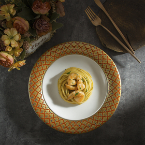 JQY Assiettes à dîner en céramique à bord doré Vaisselle de table de luxe à bord doré Assiettes blanches en <span class=keywords><strong>porcelaine</strong></span> de restaurant haut de gamme avec bordure dorée - Product Image 6