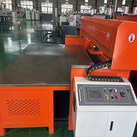 Machine d'extrusion de panneaux PC alvéolaires pour luminaires solaires, lignes de production de panneaux PC pour luminaires solaires, pour toitures végétalisées, serres et auvents d'ombrage