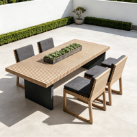 Meubles de jardin de haute qualité, confortables, table et chaises de salle à manger en teck pour l'extérieur