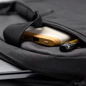 พาวเวอร์แบงค์ไร้สายแบบพกพาขนาดบางเฉียบ 5000mAh ผลิตจากฟางข้าว พร้อมระบบชาร์จเร็ว PD สำหรับโทรศัพท์มือถือ - Product Image 4