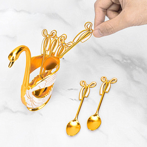 Bán Buôn 6Pcs Cà Phê Muỗng Nĩa Đặt Flatware Trang Trí Đám Cưới Thời Trang Dễ Thương Thiên Nga Cơ Sở Chủ Món Tráng Miệng Trái Cây Muỗng Bộ Đồ Ăn - Product Image 4