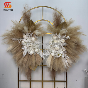 LEDA Chemin de table en pampas et pivoines blanches faites à la main, couleur marron clair, pour décoration murale élégante de toile de fond de mariage - Product Image 3